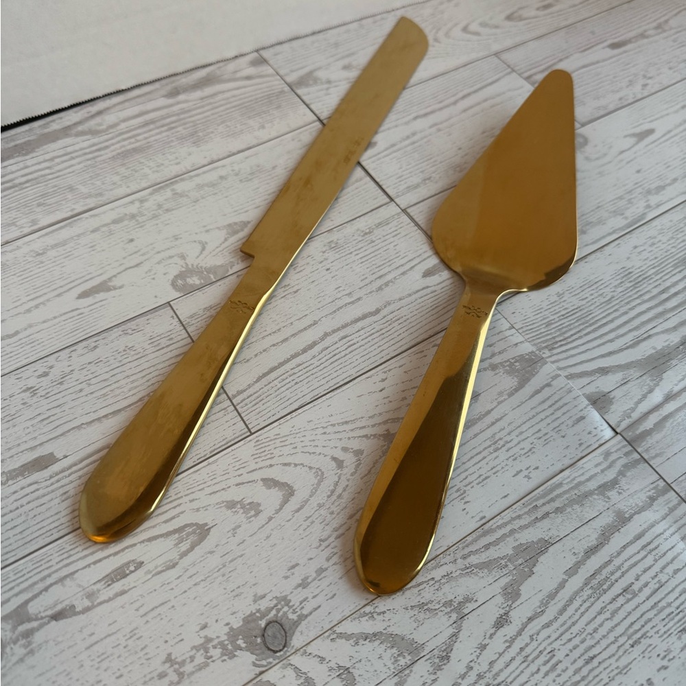 Gold Cake Knife and Server Set - Picture 2 of 4